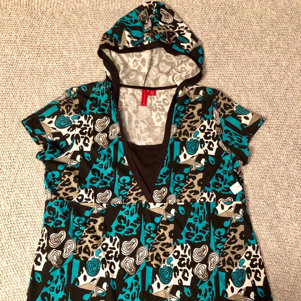 Zoey Beth Short Sleeve Top with Hoodie🔥SOLD🔥